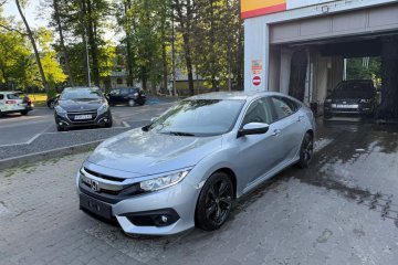 Salonowy 1.5T Automat z UE nie ze stanow super stan