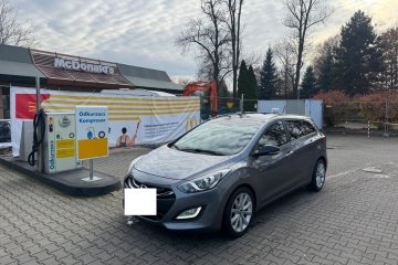 Salonowy 98000KM szklany dach