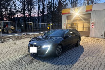 Salonowy Hybrid plug-in fra vat 23